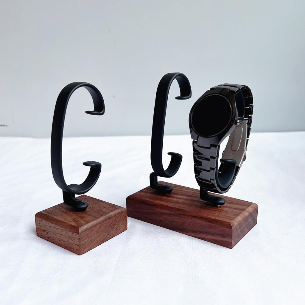 Jewelry Watches For Sale - C Shaped Watch Display Stand Shops
