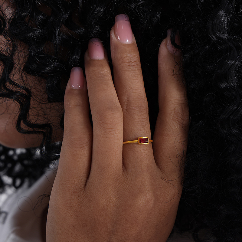 Stainless Steel Minimal Births - Birthstone Ring Set recension och pris