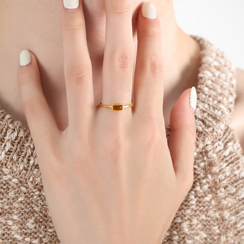 Stainless Steel Minimal Births - Birthstone Ring Set recension och pris