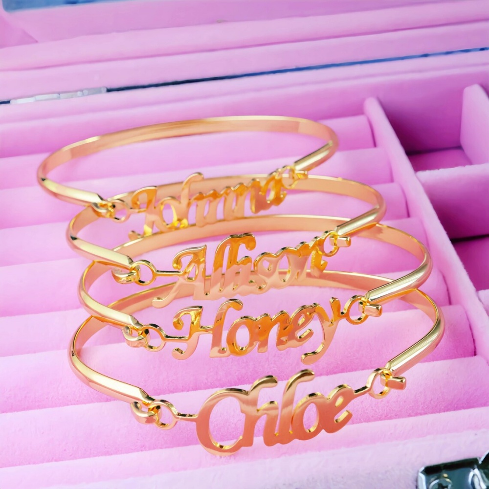 Custom Name Bangles For Women  - Cuff Bangle Bracelet recension och pris