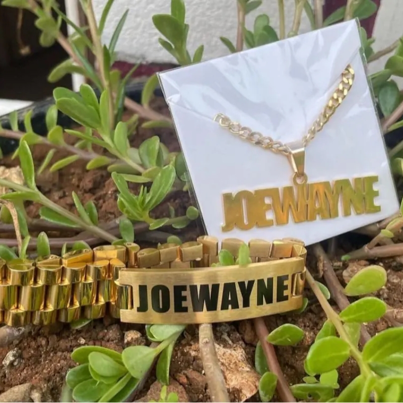 Custom Men Name Necklace Big B - Engraved Name Necklace recension och pris