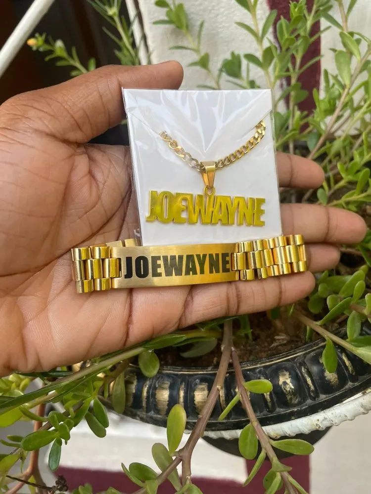 Custom Men Name Necklace Big B - Engraved Name Necklace recension och pris