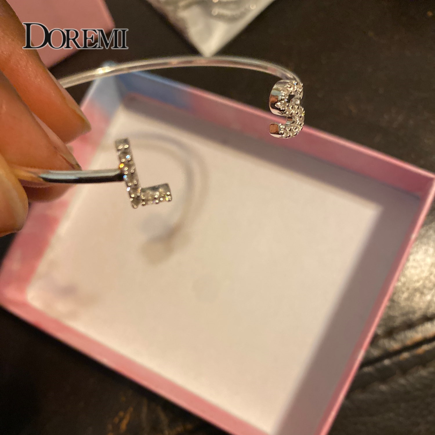 DOREMI Custom Letter Bracelet  - Cuff Bangle Bracelet recension och pris